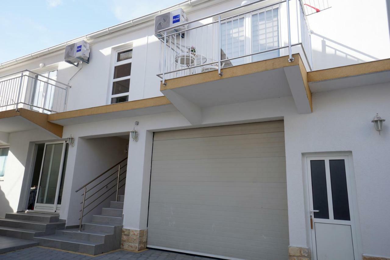 יזרה Apartments Sanja מראה חיצוני תמונה